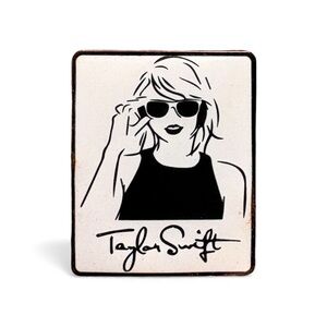 Taylor Swift Black and White Sunglasses Accessory